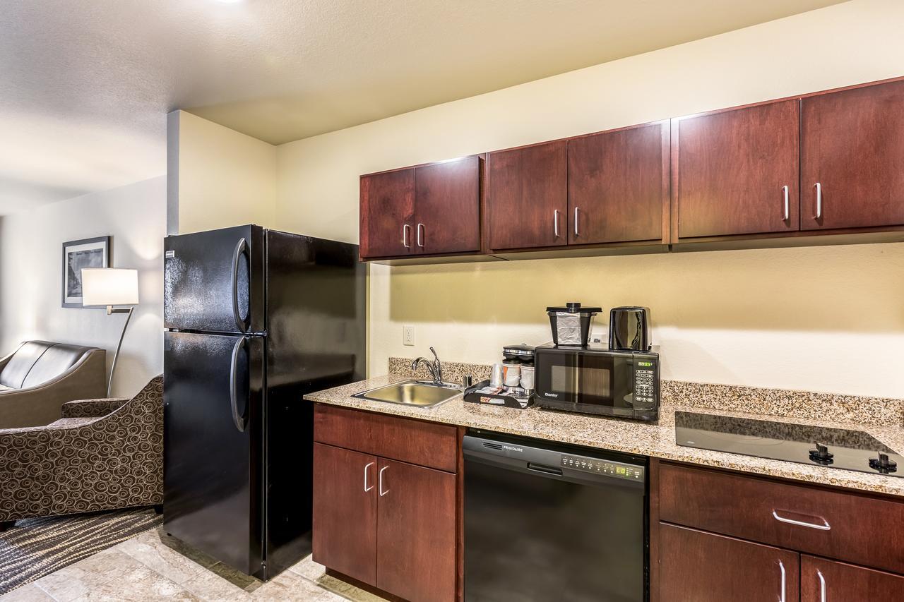 Cobblestone Hotel&Suites - Stevens Point Esterno foto