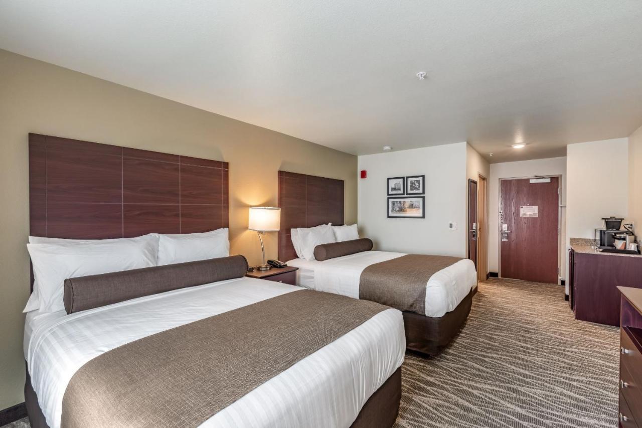 Cobblestone Hotel&Suites - Stevens Point Esterno foto
